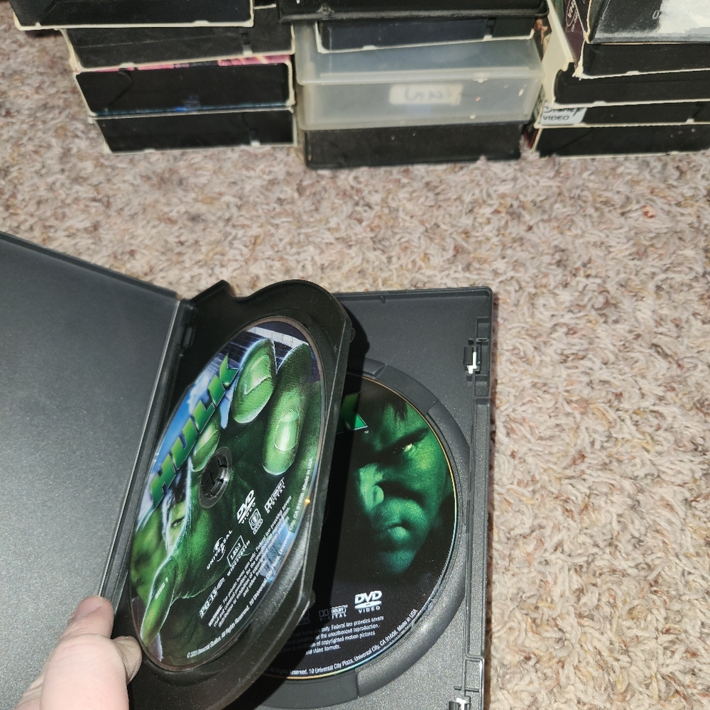 Hulk 2003 - Picture 2 of 2